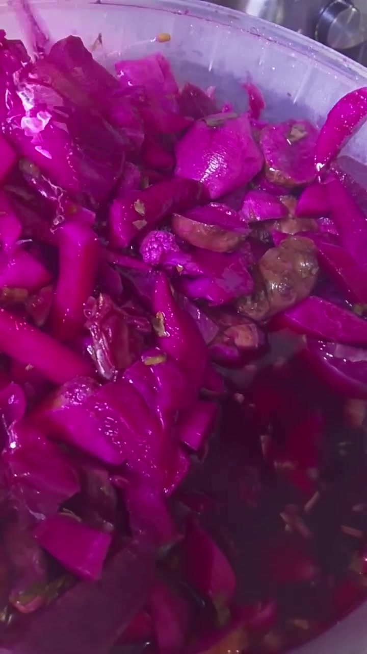 السلام عليكم متو فر طرشي احمر وطرشي اصفر خيار ومشكل ومتوفر انواع الكبب تجهيزات اكل شنو تحبون دولمه معجنات اطلبو وادللو


**إذا كنت صاحب هذا الإعلان وتريد حذفه لأي سبب، رجاءا أرسل رسالة إلى الدعم الفني**