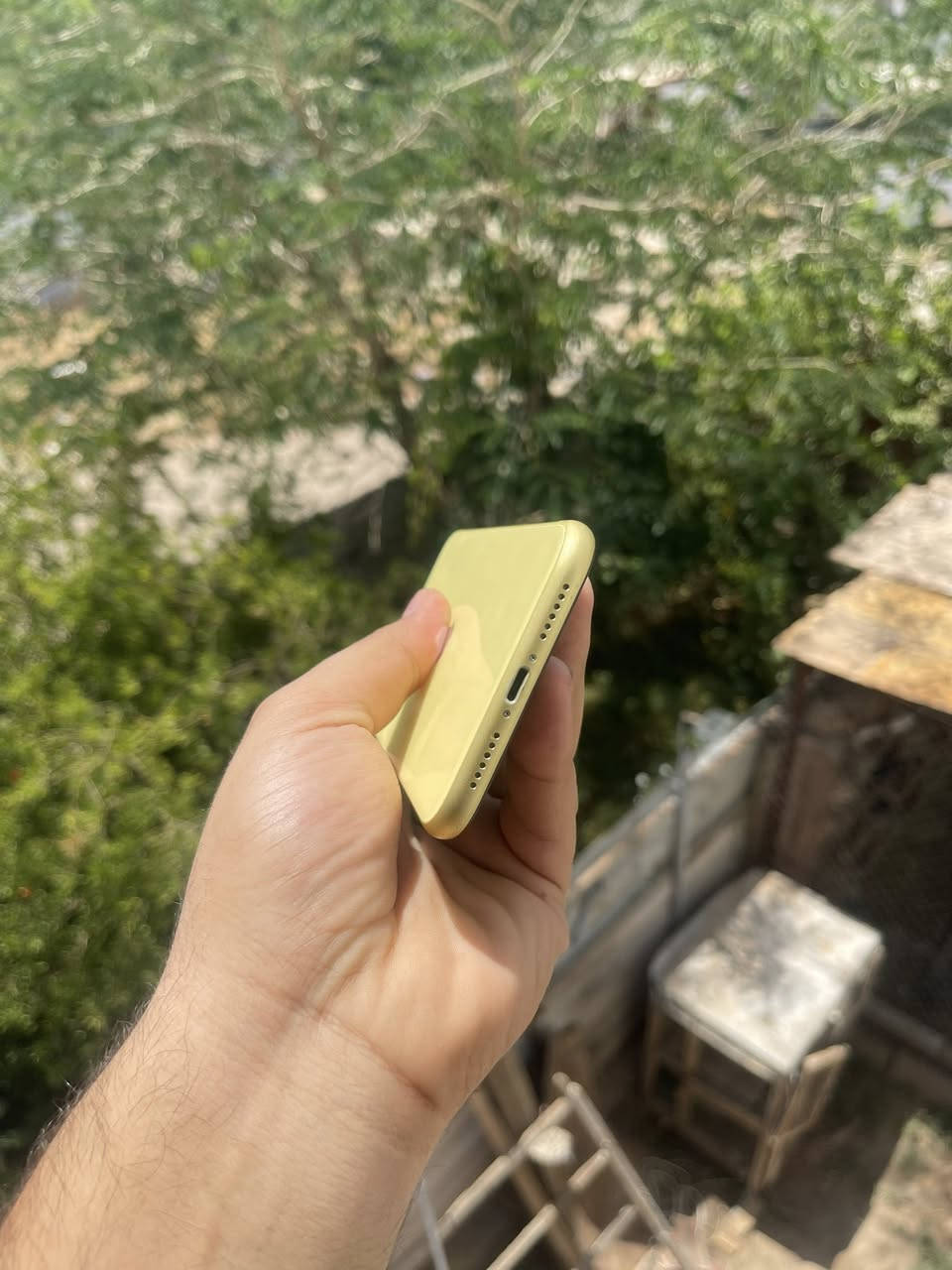 السلام عليكم من رخصة الادمن
متوووفر للبيع
              
📱ايفون11 عادي
🍋 لون اصفر 
💾 ذاكرة 128
🔋 نسبه البطارية 89
📞 تك سيم كارت
فول نضافه شرط مبدل شاشه اصليه 3 خيارات شخط بصمه وجه شغاله

الشراي يتفضل خاص لو تصل ويدلل محضور من تعاليق
‏ ***********
