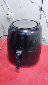 قلاية هوائية • مستخدم نضيف • شغالة