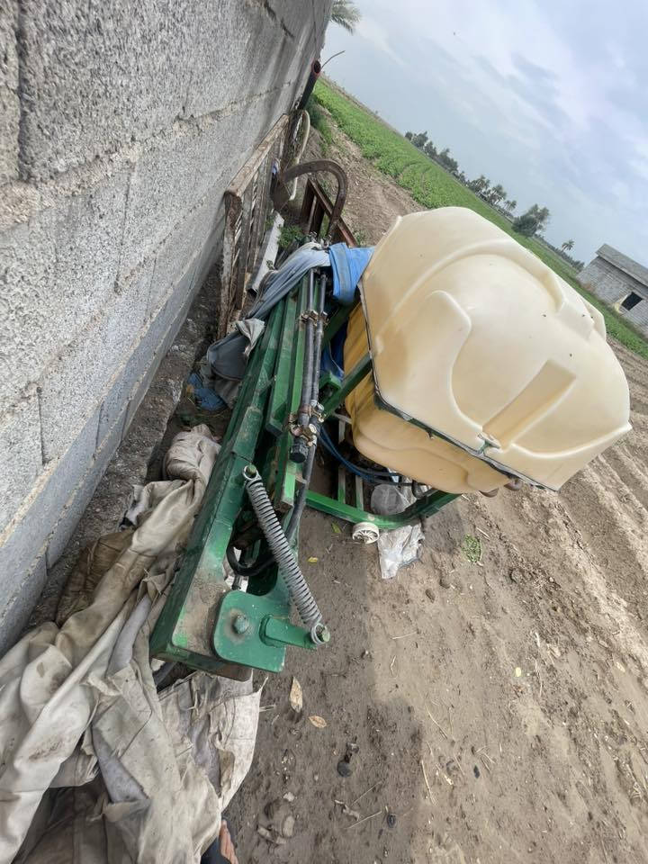 محموله مستعمله للبيع نضافه فول ١/١جاهزه للشغل شرط الفحص سعر ٥٥٠بيه مجال مكان بغداد اليوسفيه ***********
