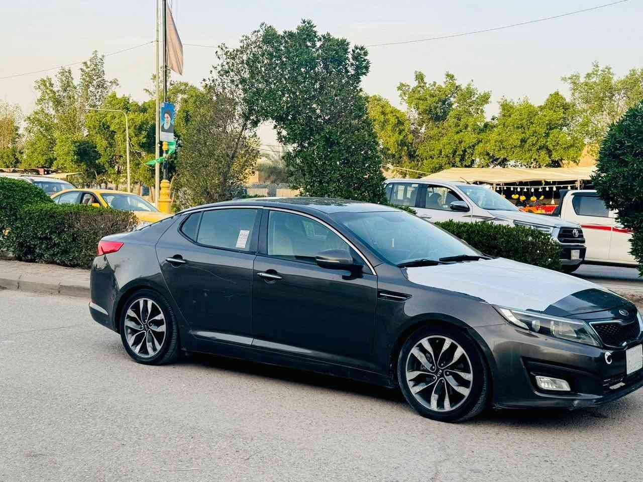 السلام عليكم
اوبتماء لبيع
مديل 2013
مكينه وكير وحداديه خير من الله
تخم تاير
تبريد ثلج
فول بصمه
السعر ٩٥ وبيه مجال 
رقم مثنئ بسمي
بيه رشات صبغ
الاستفسار ***********
