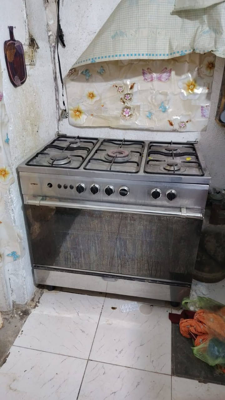 غراض للبيع نظيفات شراي يرسلني وتساب ***********
