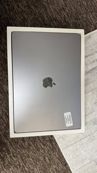 MacBook Air 15-inch like new M3, Ram 8 GB, Storage 256 GB Battery %100...