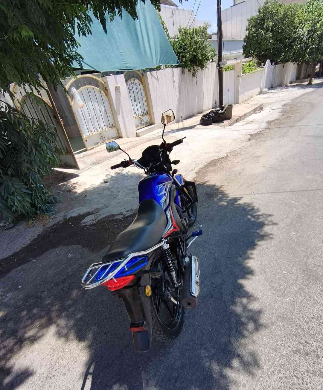 سلام عليكم دراجه سايم كوت 2023 نكره سلف مابيها اي عيب ومثل ما تشوفها كدامك منفيس كامل بس تسجل 
الشراي فقط.للاستفسار عن السعر *********** 
واتساب او خط
