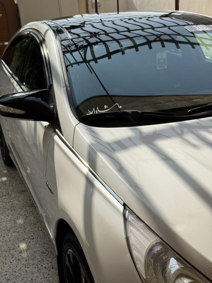 سوناتا 2011
فول مواصفات 
بصمات ابواب وصندوق 
تخم تايرات جدد 
الهزه كبل سبوع سويتها 
ارقام مسطره 
مرايات شفط 
المسجل شاشه  
بيها جاملغات الوره صبغ ويا التكم 
السعر 105 
العوان موصل 
رقمها اربيل 
رقم الهاتف ***********
