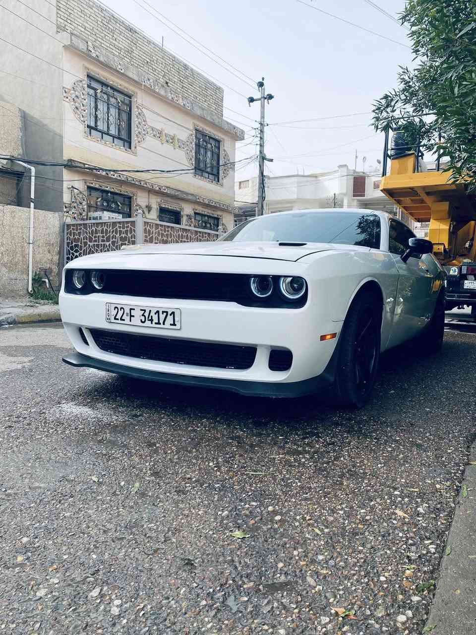 سلام عليكم للبيع جالنجر مديل 2013 محرك 6 سلندر رقم أربيل الجديد تحويل مباشر حدثه كرن بنيد مصبوغ الحفة والجملغ بدون دواخل سيارة كاملة تبريد ثلج محرك وكير مكفول ￼￼￼￼بيه منضومة زنون ￼￼￼￼￼￼العنوان بغداد الكظمية السعر 122 وبيه مجال ***********￼
