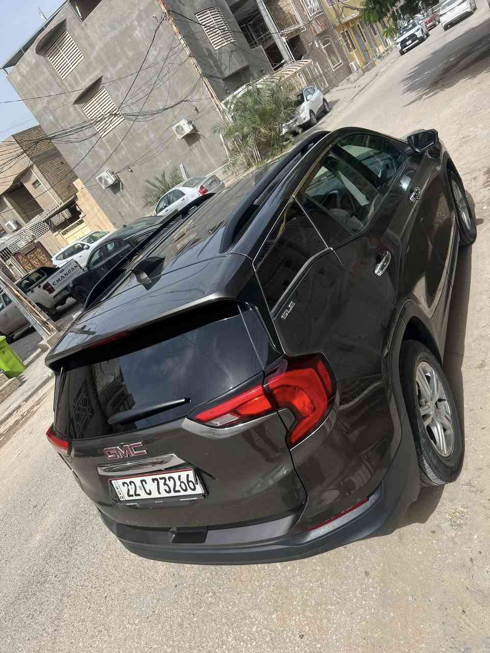 جمسي تيران ٢٠٢٠ فئة sle
رقم اربيل بأسم شركة تحويل او وكالة
حادثها صفح بدون شاصي جاملغ وشي قليل من البنيد واللغد بي تصليح قليل وبالعراق صار بيها صفحة رش صبغ اثر شخوط مال خباثة 
السيارة مابيها لا ادوانز ولا صرف
السعر ١٣٥ ورقة مع المجال
مواصفاتها  
تدفئة كشنات 
جنطة شفط
تشغيل عن بعد
٥ بصمات
رادار امامي
تحديد مسار
اوتو ستوب
تبريد قطعتين 
ابل كاربلاي واندرويد اوتو
ماشية ٩٦ الف 
مكينة وكير كفالة
باتري جديد 
تخم تاير نظيف 
تبريد ثلج منظومتها جديدة
ادامة كاملة للسيارة مسويها على ايدي قبل فتره لا حماوة ولا تنقيص ولا صرف ولا أي خلل جاهزة مال جناي
مكانها النجف 
***********
