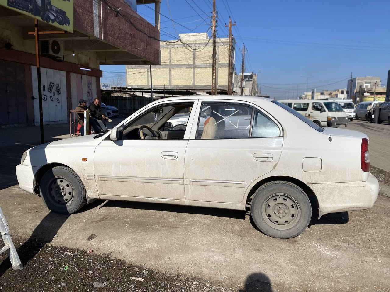 السلام عليكم 
سيارةًفيرنه للبيع مديل 12
السياره بسمي تحويل ثاني يوم 
لاستفسار ***********
مكاني بغداد السعر 82 او بيه مجال
