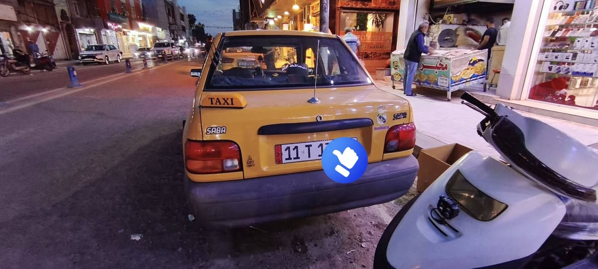 للبيع. موديل ١١. محرك كشر نضيف بيها مكان خياس. سويته.  تبريد  ثلج.  تدفئه.   شغال.   تاير امامي جديد. صدر نص.جديد.  سياره. بسمي.   سنويه لحد لحد ٣٠.    تحويل. ثاني يوم.    سعر. ٢٨.  بيها مجال.  مكان ديالى خانقين    ***********
