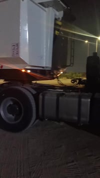 عربانه ماموت 24تخم تاير حداديه فلنجات كهربايات كله جديد للبيع الستفسار...