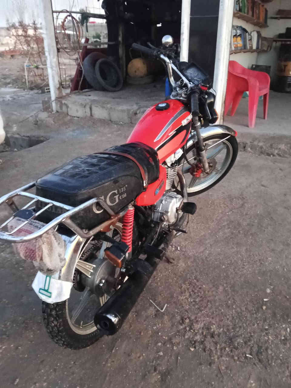 محرك زين مكاني طريق جبله ناحيه 

السعر 385 وبيها مجال قليل 

للستفسار ***********
