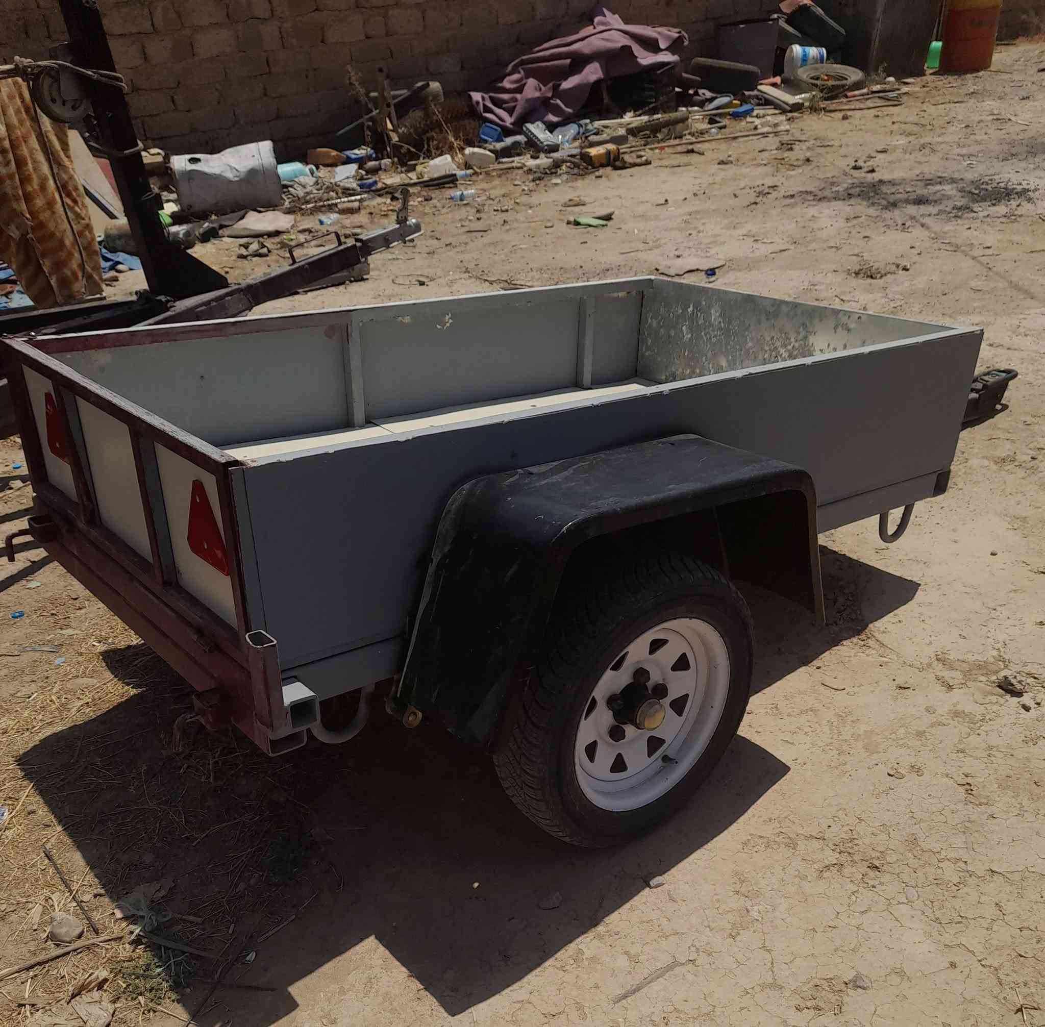 السلام عليكم
عربانه حمل
الطول ١٧٧ 
العرض ١٠٣
السعر ٦٠٠ الف
رقم الموبايل 
***********
