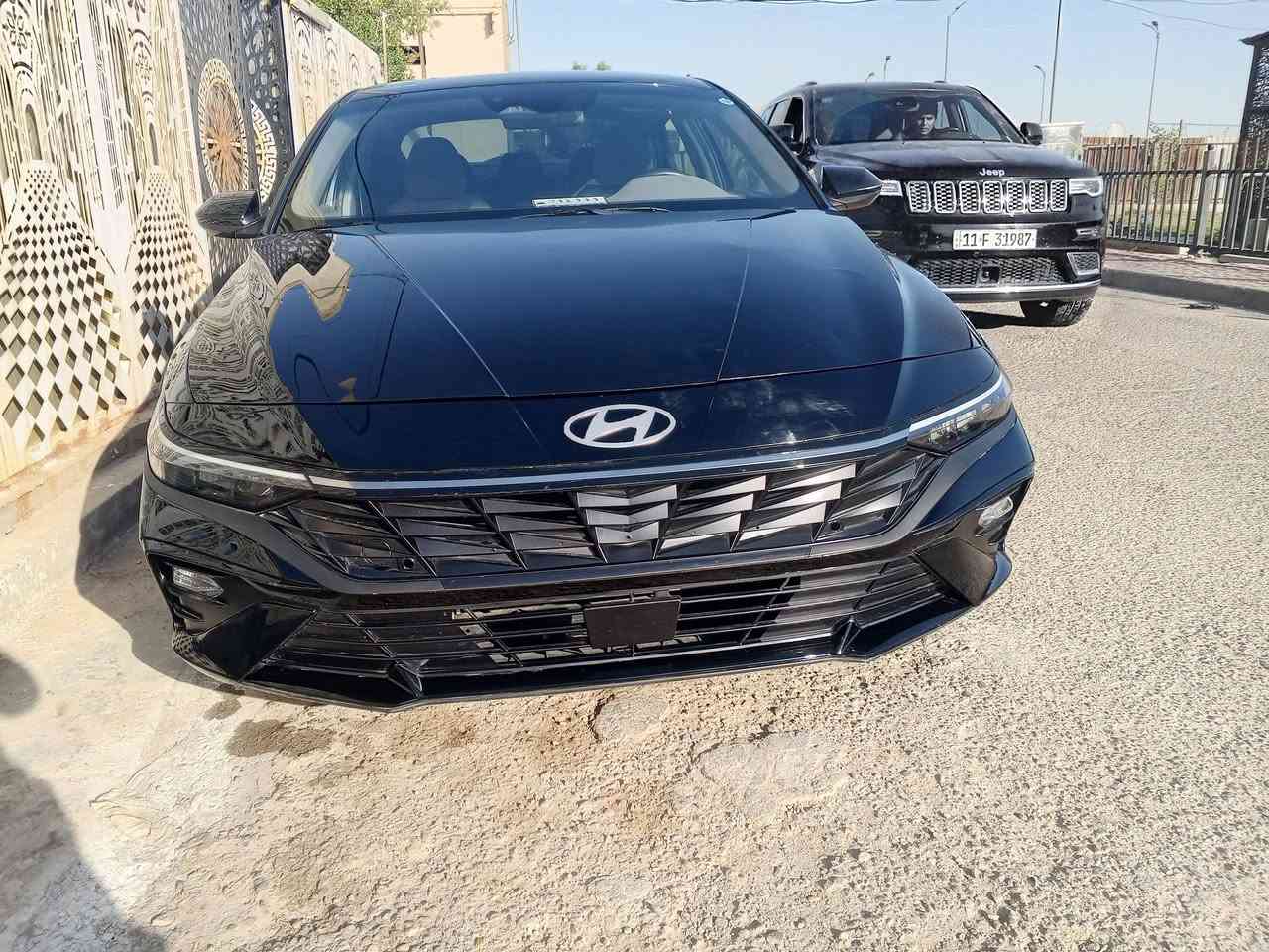 السلام عليكم النترا للبيع  موديل 2024 حادثها تبديل جاملغ ايسر ودعاميه اماميه فقط دخول جديد للاستفسار *********** او ***********
