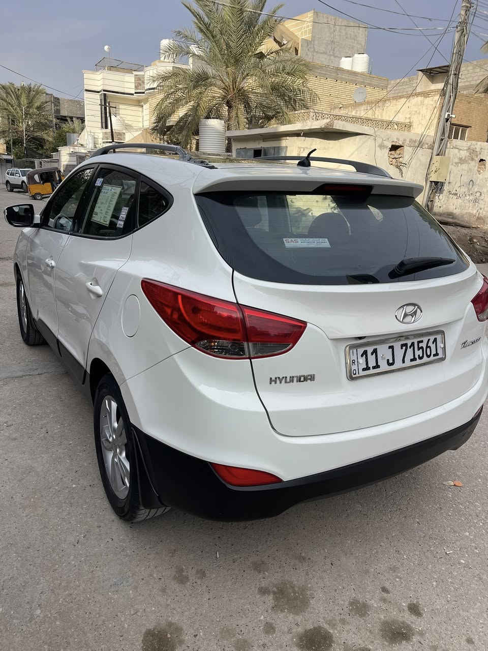 السلام عليكم توسان 2011خليجي بدون ضرر بيهه ربع باب السايق صبغ اثر شخط بدون دواخل مكينه 2000دوش لاصرف ولابخار رقم بغداد الجديد بسمي هزه جديده تخم تاير باتري جديد تبريد ثلج بانراما كامره خلفي تحكمات ستيرن سونار مرفق بل منشور مكان السياره ديالى بعقوبه السعر 130وبيهه مجال الاستفسار ***********
