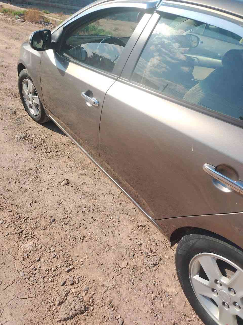 سيراتو 2013 بغداد كفاله بدون صبخ تخم تاير صدر جديد قبل سبوع مبدله امامي خلفي السياره جاهزه اي نقص مابيه السعر 95 وبيها شي بسيط مكان السياره ديالئ جديده الشط رقم ***********
