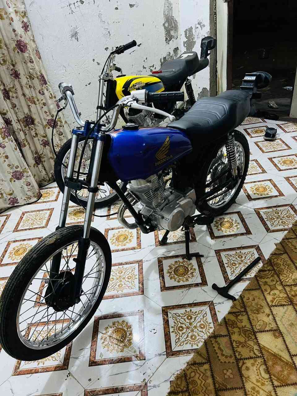 للبيع نامه اصلي شلامجه بدون اوراق تعمير25احله من الصوره بيع مستعجل ب450قفل المايشتري لاينطي سعر من يمه


**إذا كنت صاحب هذا الإعلان وتريد حذفه لأي سبب، رجاءا أرسل رسالة إلى الدعم الفني**