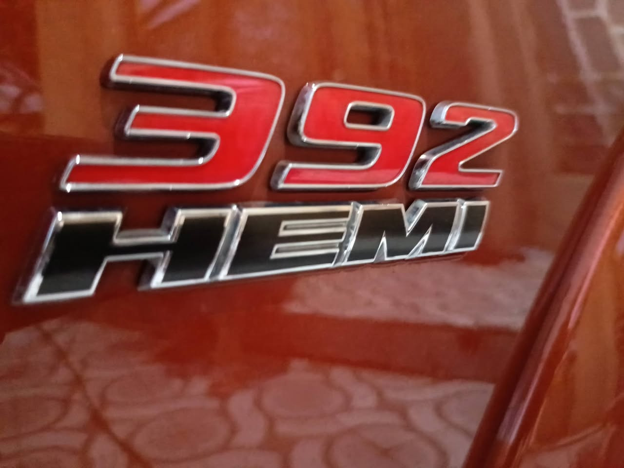 السلام عليكم
للبيع جارجر موديل 2022 
بيع فقط بدون مراوس 

لون مشمشي .

السياره فول الفول عدا الرادار

وايد بدي اصل وكاله 

سكات باك 6400 

رقم أربيل تريد تحويل تريد وكاله 

السياره ماشيه 28000 

وارد امريكي 

شعار النحله السياره بلاديه ما داخله اي برمجه 

حادثها فقط تعديل داخل الجنطه من جهه وحده بدون اي تبديل ولا صبغ 

ما طاك ايرباك بيها 

المواصفات فول 

ثلاث أنظمة قياده 

فتحه .. فول تحكم .. دركة سبورت .. ترحيب .. 

كشنات تدفئه تبريد الامامي 

تبريد خلفي امامي 

وبعد هوااي مواصفات ..

السعر المطلوب 340$  مع المجال للشراي
بيع مستعجل 

مكان السياره ديوانيه للاستفسار الاتصال على الرقم *********** متواجد عالواتساب
