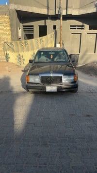 مرسيدس دب • ١٩٨٩ • رقم انبار