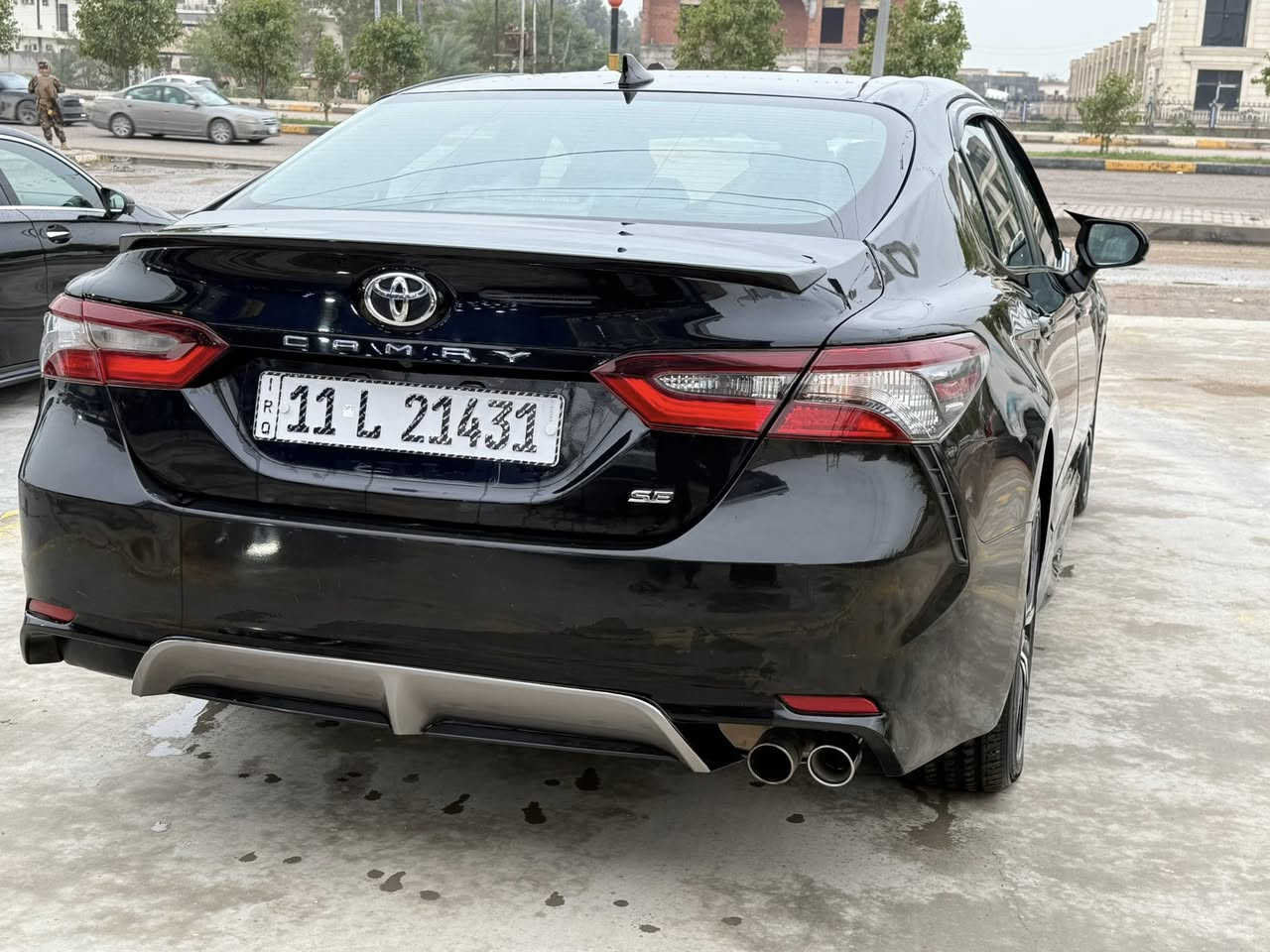 🚗 للبيع او المراوس

 كامري 2021 مواصفات  SE

الضرر  حادث امريكا فقط / قطعة كلير و3 قطع صبغ / يعني اربعة بدون لغود وشواصي 

✔️ المواصفات:

محرك 4 سلندر 2.500 صرفية وقود تقريباً 32 MPG (اقتصادية)

تو ويل 8 نمر سرعات
 
گير نضام  أوتوماتيك + عادي 

شاشة معلومات وترفيه 

كاميرا خلفية دوارة

حساسات أمامية وخلفية

رادرات ونضام تحديد مسار بالقيادة ومانع اصطدام

Blind Spot (نقطة عمياء) – اختياري

مثبت سرعة

شفتات ستيرن (تبديل سرعات من المقود)

تحكم بالمقود (ستيرن)

تشغيل بصمة (بدون مفتاح)

إضاءة LED أصلي

بونيت جكات 

جنطة جكات 

جنوط ألمنيوم رياضية

صدر أمامي جديد

صدر خلفي جديد

تخم تايرات جديد

ارضيات حوضية مفصلة تفصال للسيارة

الكشنات: جلد

 الممشى: 90,000 كم✔️ 

سنوية وهزة ورقم جديد باسمي تحويل ثاني يوم

السعر: 164 (قابل للتفاوض)📍 الموقع: ديالى / بعقوبة

📞 للاستفسار: ***********
