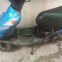 دراجة ادرس نوزل متروكة شغالة بس كطعت نارية وعفتهة نقوصاتتهة بسيطة بس ك...