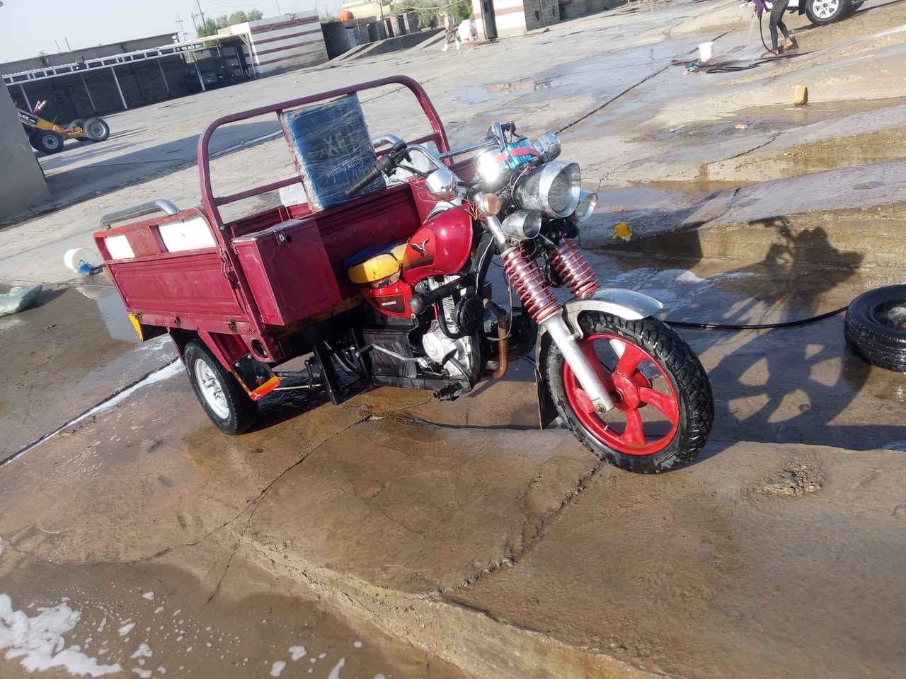 اسلام عليكم ستوتات صقر وحده رقم او سنويه ابيض ول ثانيه أوراق اصولي جاهزات من كلشي ما بيهن كل نقص مكاين 2025 السعر خاص او الاتصال على رقم ***********
