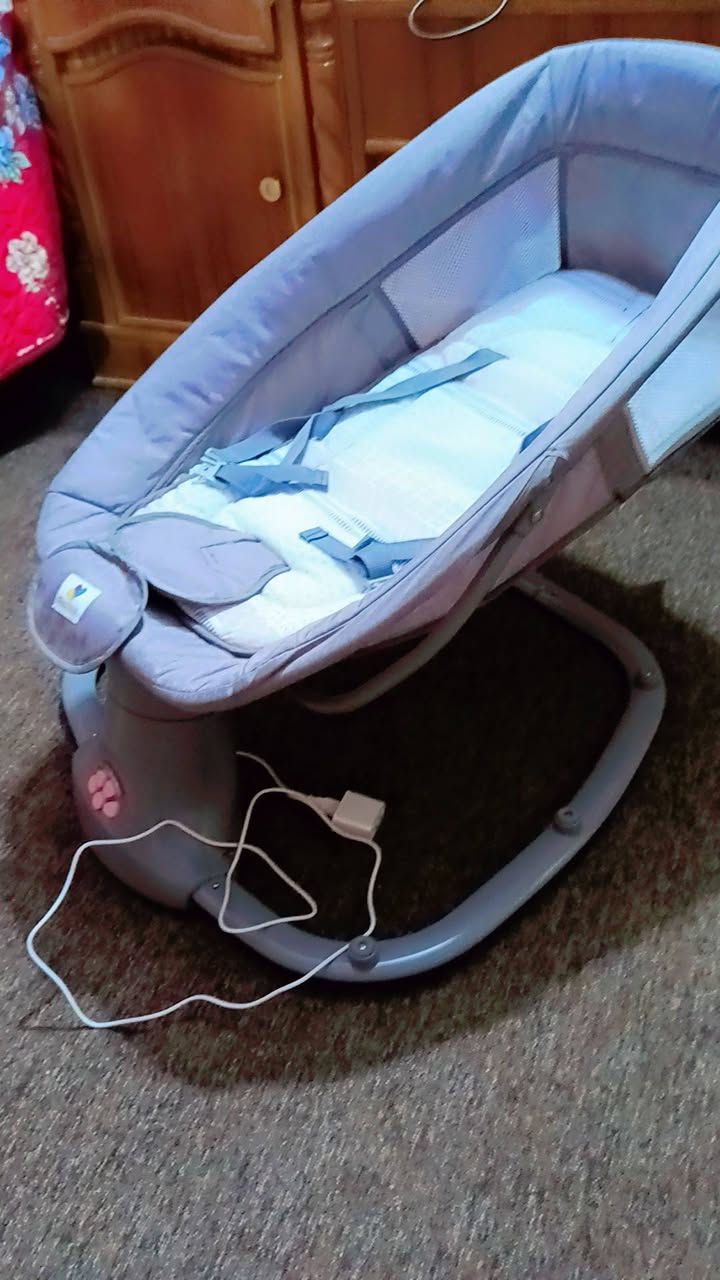 السلام عليكم موستلا للبيع  سعرها 65والله مامستخدمه  اشتريتها بس بنتي ماحبتها نفس موصفات الفيديو
المكان بابل بل مجمع السكني مال كص سويلم بشقق على طريق النجف  رقم الهاتف بيه واتساب ***********
