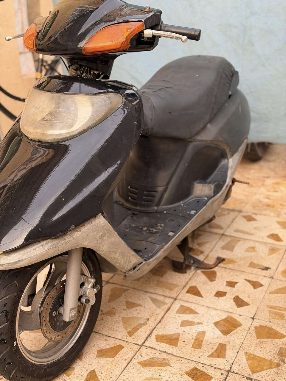 السلام عليكم دراجه سبيسي ١٢٠ الشاصي صيني  
المكينه ياباني الدراجه كانت شغاله قبل كم يوم طفت وابيع كوم حديد لشراي يراسلني خاص ويدلل او اتصال ***********
