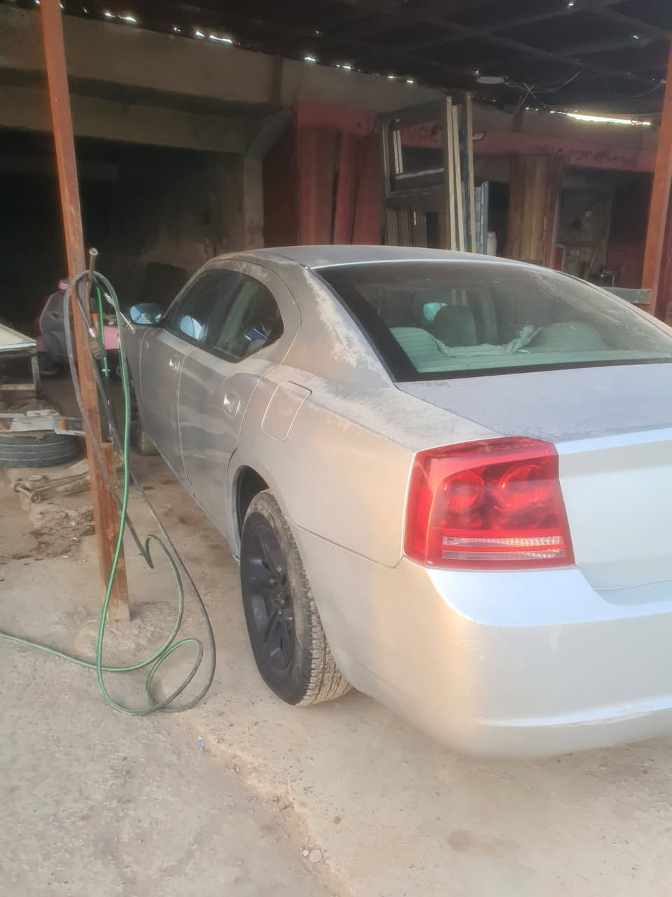 ادوات ادوات جارجر 10  مكينة جديدة 3600  البراد مال كير خابط متومة كصة جنطة حدادية جديدة كهربايات كلهة شغالة ابيع كير خابط البراد سعرة ٥٠ الف السعر 23  بيهة مجال  بصيط.  العنوان بغداد  توهي طالعة من الحجز وبيهة كتاب  من المحكمة ومن المركز.  ***********
