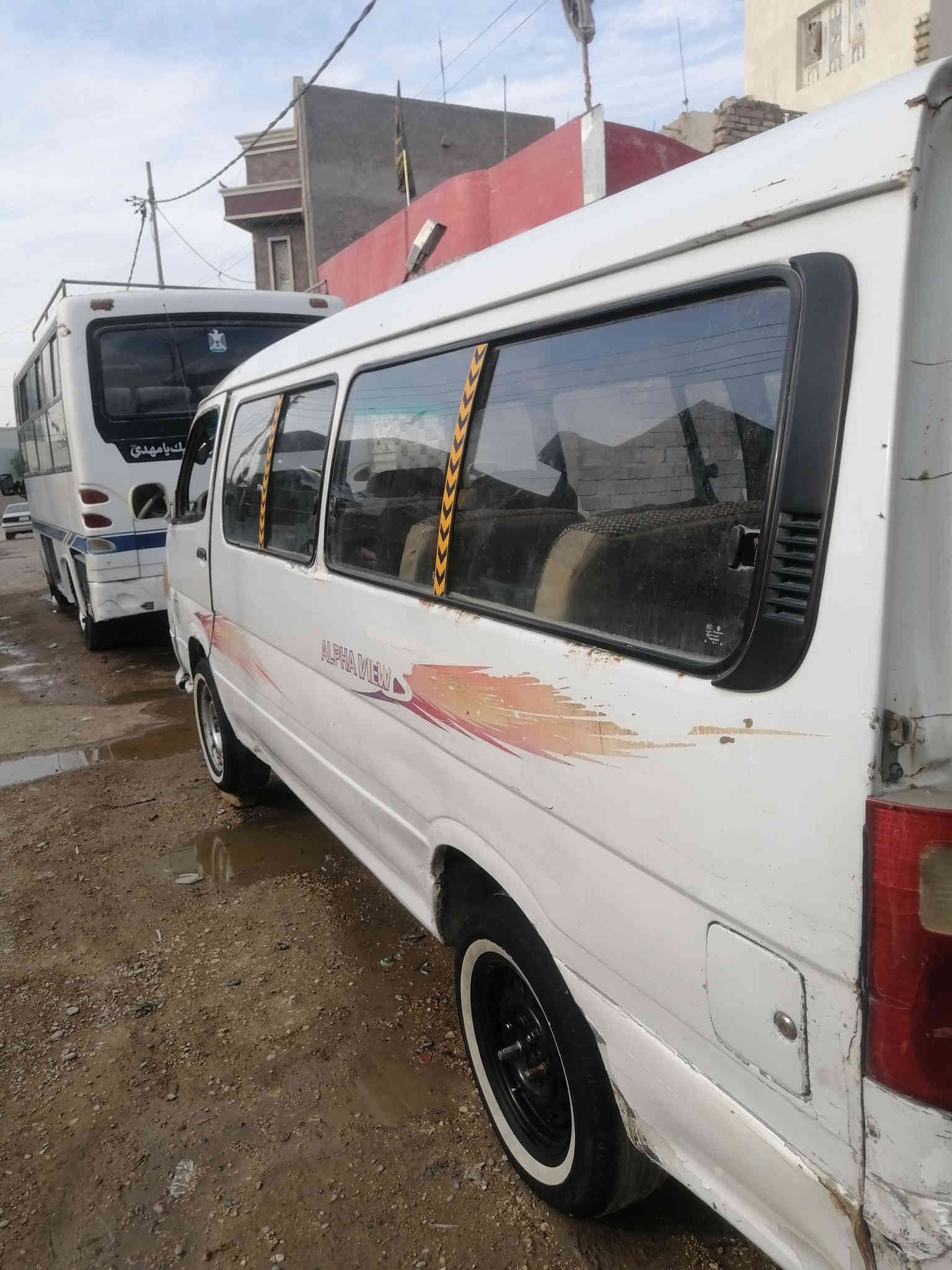 السلام عليكم عندي فتون موديل 2010 سياره جاهزه   مكينه جديده لا تنقيص ولااتبخير كير جديد حداديه نظيفه باتري جديد مطلوب بس 230الف المرور هيئه سنويتها نافذه لغاية 2021 سعر 27 ورقة بيها مجال قليل وهذا رقمي *********** مكاني لحله ابو غرق
