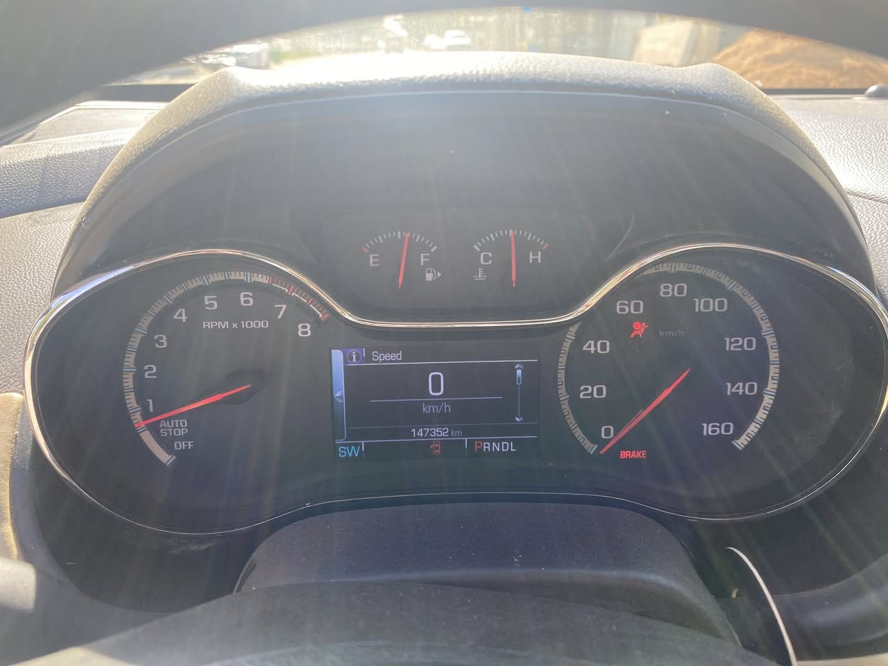 لسلام عليكم شوفرليت كروز 2017  للبيع سياره جاهزة من كلشي سياره كير ومكينة جدد شرط
سياره فول مواصفات 
فتحة
شاشه جبيره 
تحكمات 
بصمه 5 ابواب 
تشغيل عن بعد 
شاشه اعطال 
كشنات كهرباء 
تدفئة بلكشنات 
9 سماعات 
بيها هواي مواصفات بعد 
سياره حلوه وجاهزة مابيها نقص برغي 
حادثها بنيد وجاملغ يسرة بدون داوخل 
صور الحادث مرفقة بلمنشور كفاله شواصي و لغود 
وهنا بلعراق صار عندي حادث الله يجيفكم الشر  باب لسياق مبدل ولباب لخلفي ربع منه صبغ 
سعرها 87 وبي مجال 
*********** هذا رقمي اجاوب واتساب
