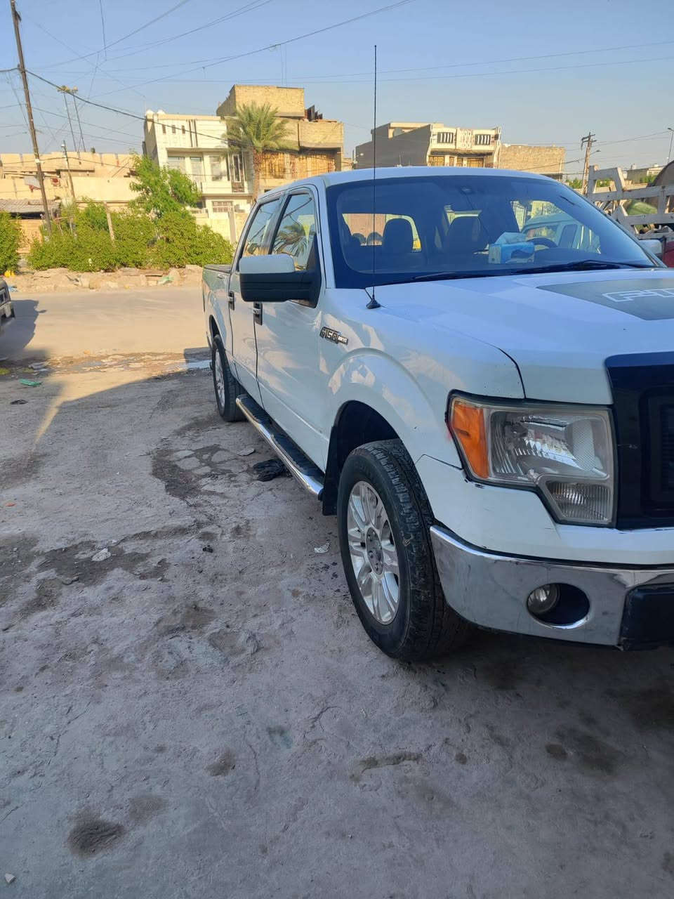 سلام عليكم فورد f150موديل 2011
رقم اربيل بسمي محرك 5.0 8سلندر المرغوب باب طويل بدي قصير 
محرك كفاله برغي ما مفتوح بي صالي 6اشهر من شديته جديد
تخم تاير صالي 10ايام شادهن
بس فقط بدلت Abs واشتغلن الكلوبات الياخذه يروح يصفره 
للبيع سعره 140وبيه مجال مكاني بغداد الحبيبيه 
***********
