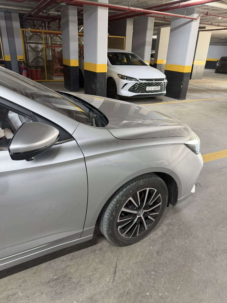 Mg 5 plus 2025
فووول مواصفات اعلى فئة  

رقم واحد اعلى فئة بصمة وفتحة وكراسي كهرباء 

داخل ابيض جلد 

كامرة دوارة ٣٦٠ درجة 

شاشة كبيرة كار بلي 

محرك ١٥٠٠ تنفس طبيعي 

السيارة مضمونه خمس سنوات من شركة MG

السيارة ماشية ٤٨٠٠ كيلو  بعدها زيرو

مكفوله من الصبغ والبارد 
السعر ١٣٨ ورقة وبيه مجال بسيط 
مكان السيارة العامرية 

للتواصل  اتصال او وتساب

***********
