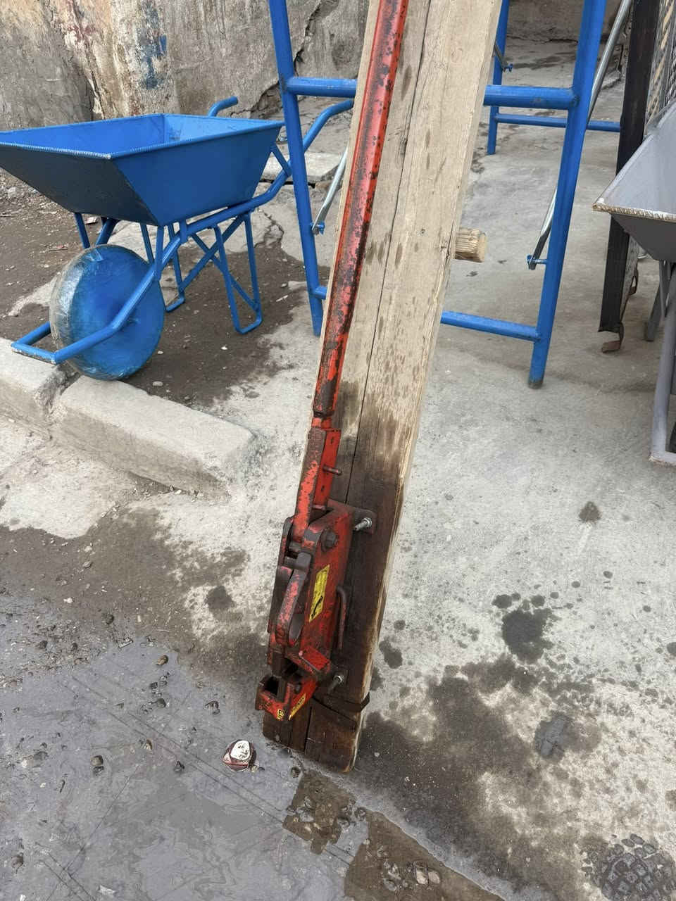 مكص حديد لبيع نضيف كلش مكان بغداد اتصل ***********
