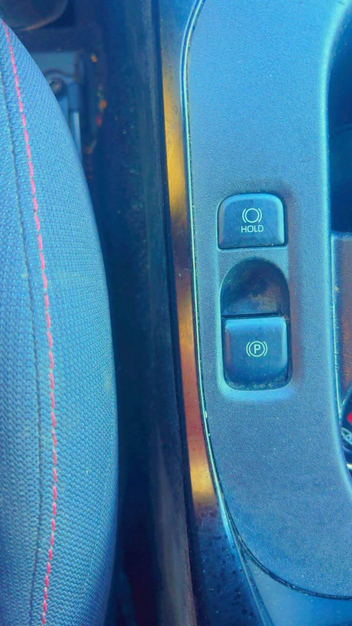 كرولا هايبرد وارد امريكي
موديل 2023
موصفات LE فول فول
فتحت سكف
بصمه
شحن لاسيكي
كشنات تدفيه
ستيرن تدفيه
لايتات اوتو
زينون
بريك بصمه 
اوتو هولد
بعد اهواي موصفات
اخون سيره صور حادث امبين بصوره واضح
فقط دعاميات شبر بلجملغ مثل بصوره
بيع سريع اخوان
رجا الشراي يطصل
*********** كركوك, العراق
