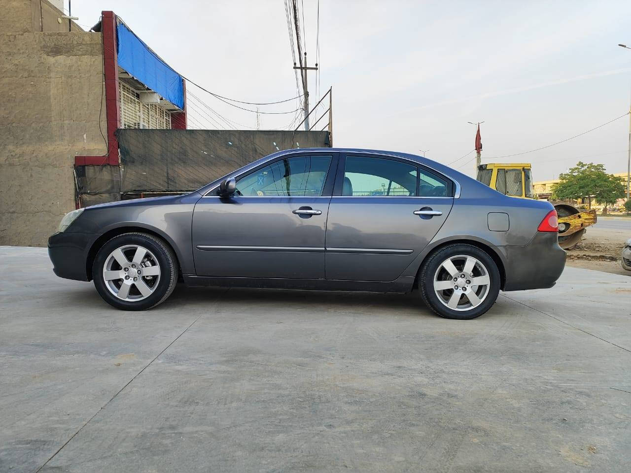 سلام عليكم كيا اوبتمه 2007 وارد امريكي محرك 2400 رقم بغداد دوالي السياره بدون حادث بدون فتح بدون تبديل فقط محزمه للجماليه فوال مواصفات كشن جلد وكهربا شاشه ليزريه تبريد بيانو مسجل انفنتي بلادي 6 اقراص بلادي دمام خلفي بلادي دوس نيكل لايت اوتو ويل كب 17 حداديه جديده تبريد منظومه جديده تخم. تاير جديد محرك وكير خير من الله  مجال  مكاني بابل مسيب ***********
