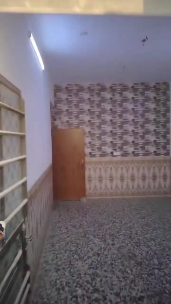 اعلان 503
بيت للايجار ارضي 
صاله 
مطبخ 
خدمات 
غرفة نوم 
العنوان الغزالية مربع الرئاسه 
ايجار 450
***********
***********
