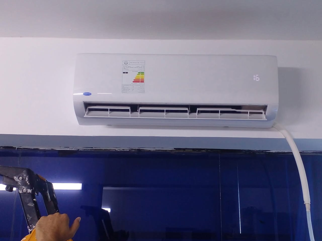 تنتظر الحر يباغتك.. جهز سبلتك هسه وارتاح! ❄️
• "بما إنه الجو بعده بي برودة، استغل الفرصة وسوي صيانة شاملة لسبلتك قبل زحمة الصيف.
اخوكم ابو علي ***********
***********
