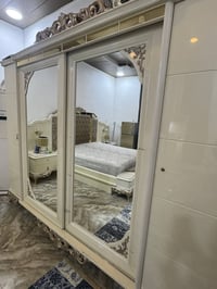 غرفة نوم • للبيع