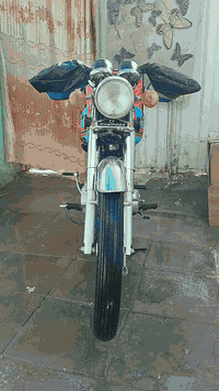 السلام عليكم دراجة أربعة كير وكيلها العارضي موديل 2022طالعة2023سنوية مداور شوكت ميعجبك سعرها مليون قفل ***********
