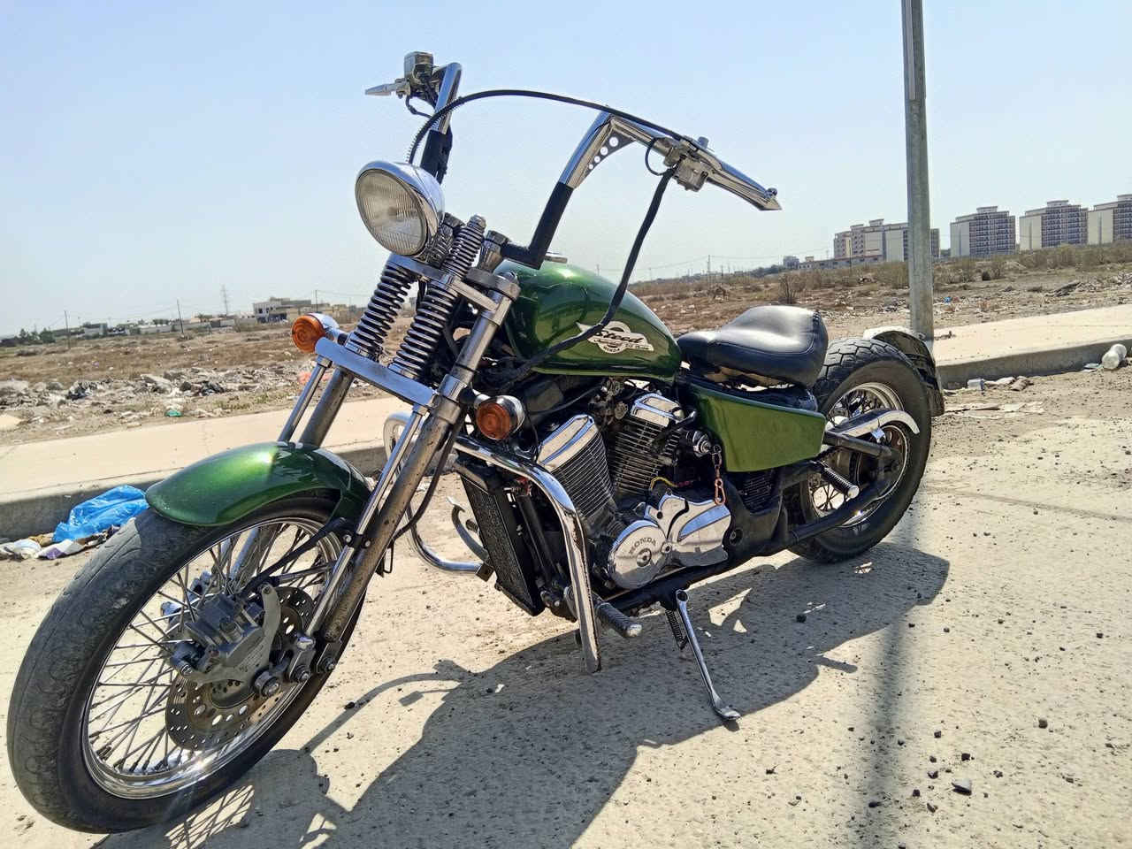 ستد ببرر مفوله لون مميز  صدر سبرنك  مكينه 400 مفوله  واحد ع واحد بيها خيط تبخير مال لاستيك فقط مكينه خرسه معروضه مليون مكاني بغداد
***********
