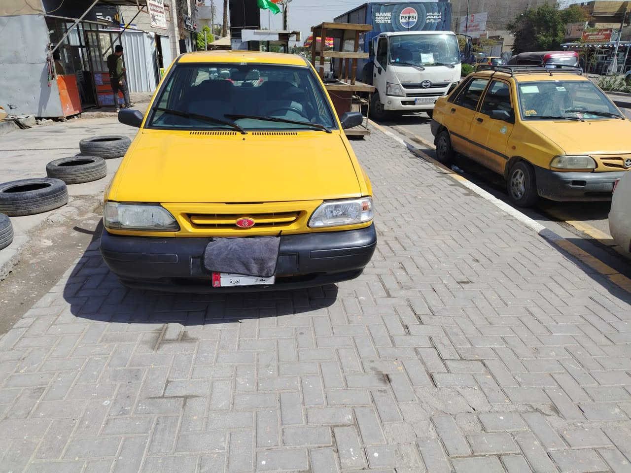 السلام عليكم ورحمه الله
من رخصة الادمن سايبه موديل 2012. السياره جاهزه رقم بغداد مصفره هيئه وغرامات سنويه ماصاقطه ل27
سياره گير مكينه صدر تايرات كهربائياة فول جاهزه  سياره موس گشرتها وجاهزه للشغل خير من الله 
السعر 28 وبيها مجال حق الجيه المكان بغداد البياع شارع الضغط 
رقم بي واتساب ***********
