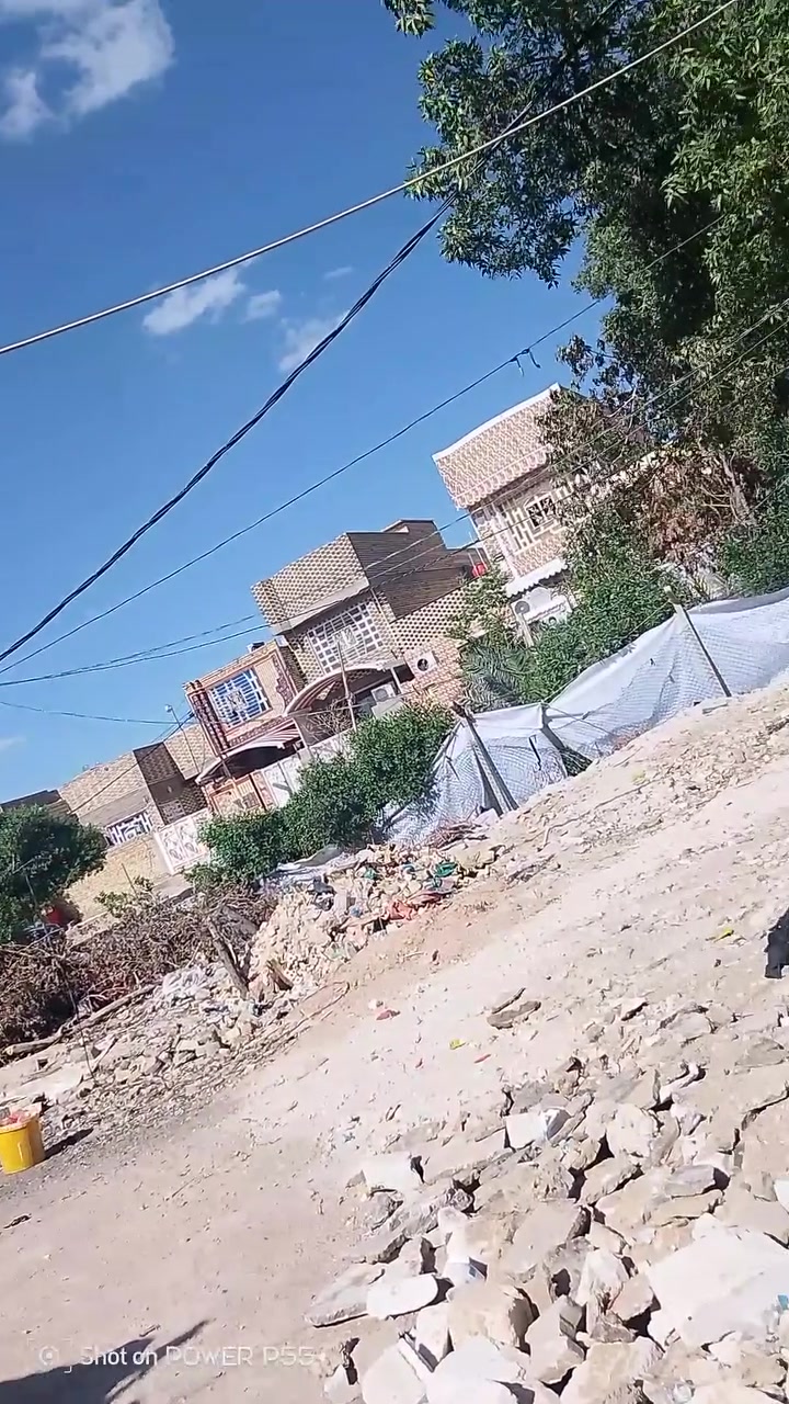السلام عليكم بيت للبيع بلديه 100 متر عنوانه نجف حولي شارع 30 الثاني سعره 10 وبي مجال***********
