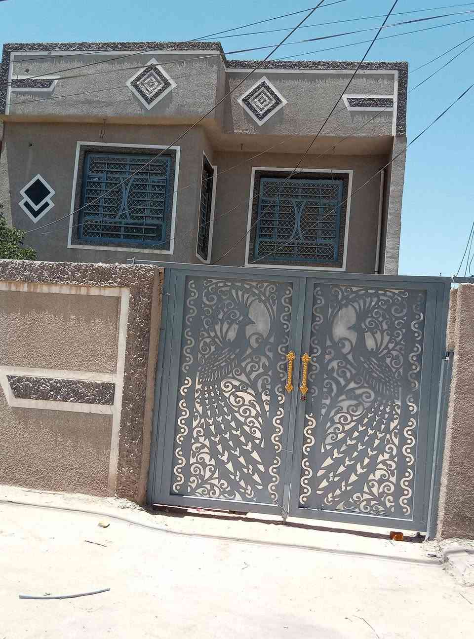 خلفه معه كادر متفرغ
نشتغل كافه اعمال الديكور

صبغ طلس واجهات مدارس 

دوائر الدوله 

سقوف ثانويه اشرطه  كلشي يخص الصبغ وديكور***********
