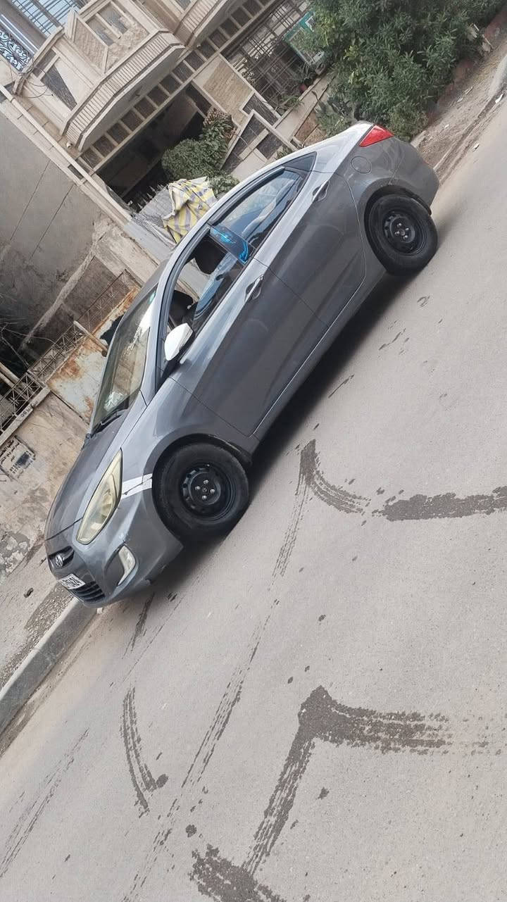 أكسنت موديل 16 بسمي مكينة 1400 مكاني الشعب السعر 91 /***********
