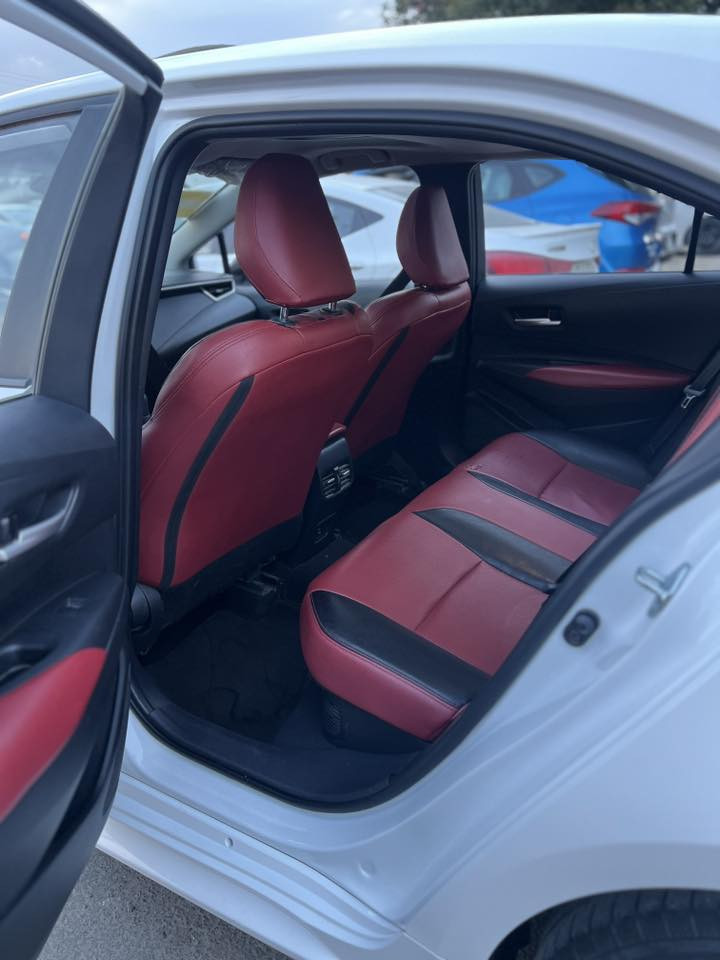 سلام عليكم كورله هايبرد موديل ٢٥ بسمي تحويل ثاينوم مابيها نقص مكفوله كفاله عامه ماشيه ٣٠ الف على ايد واحده  ني ماخذها زيرو بكاني بياع تقاطع درويش ***********. سعرها ١٦٠ و بيها مجال بسيط
