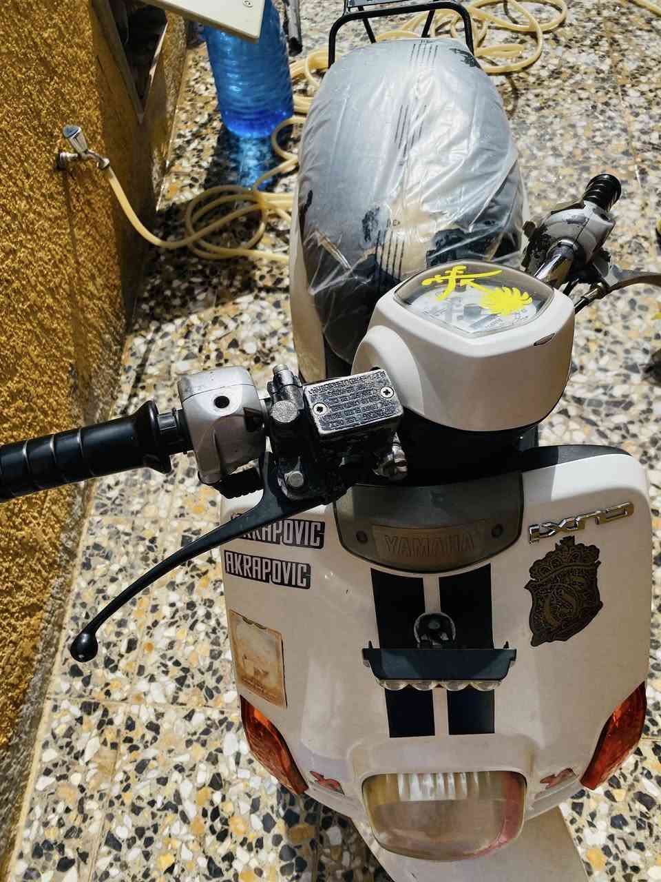 السلام عليكم دراجه بوليس نضيفه للبيع شلعه ومعدل فول دراجه ما ناقصها شي شغل وطلع مكفوله السعر 650الاستفسار ***********
