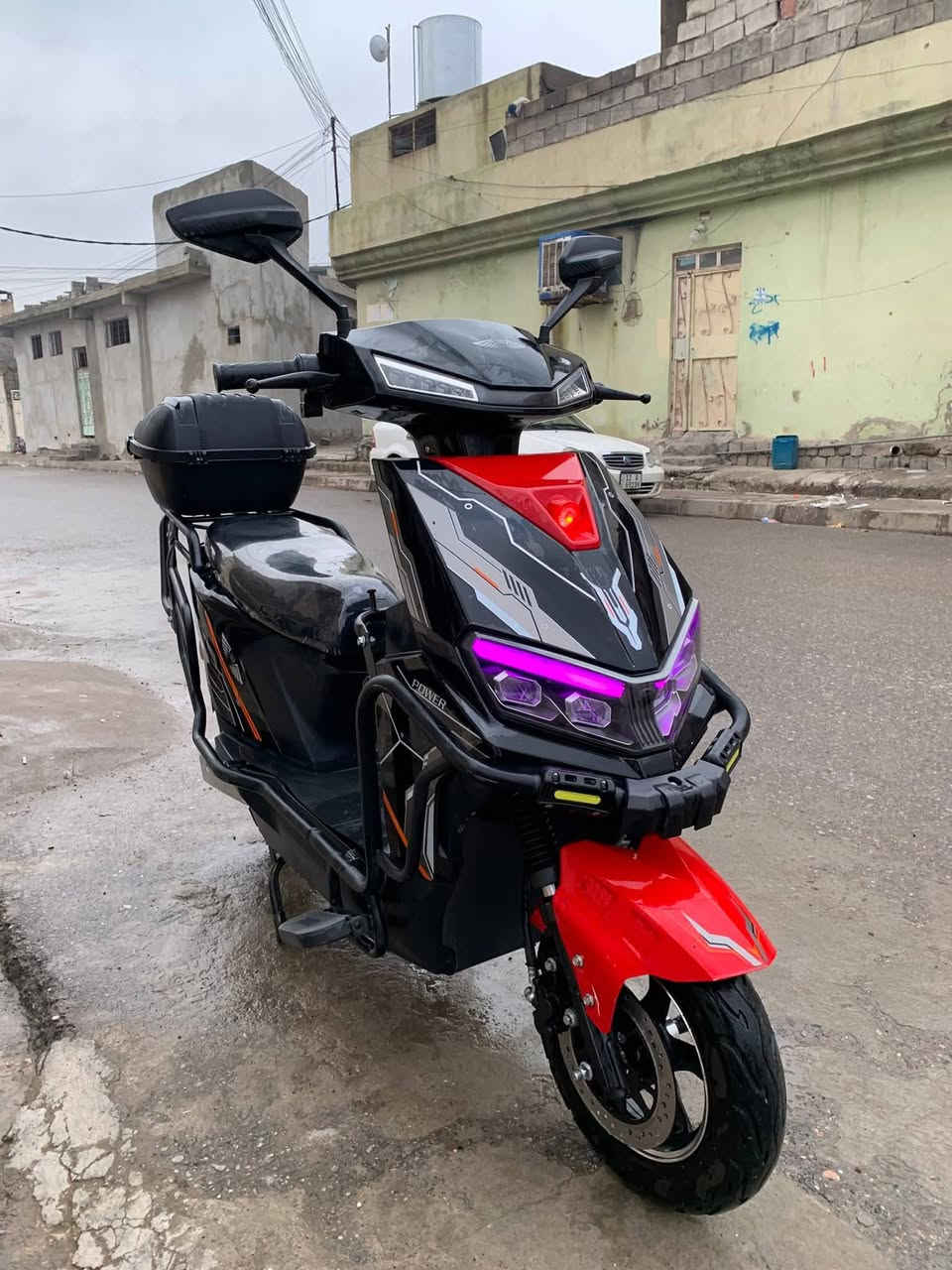 سگنز موديل 2025
الملف 1500

بطاريات 6
سرعه 99 حقيقي 70

سويج وبصمه 

نضيف مستعمل شهر ونص 

السعر 500 وبي مجال 👍🏻

عنواني قرية الكسك يم الصيطره

رقم الهاتف ‏وتساب ‪***********‬‏
