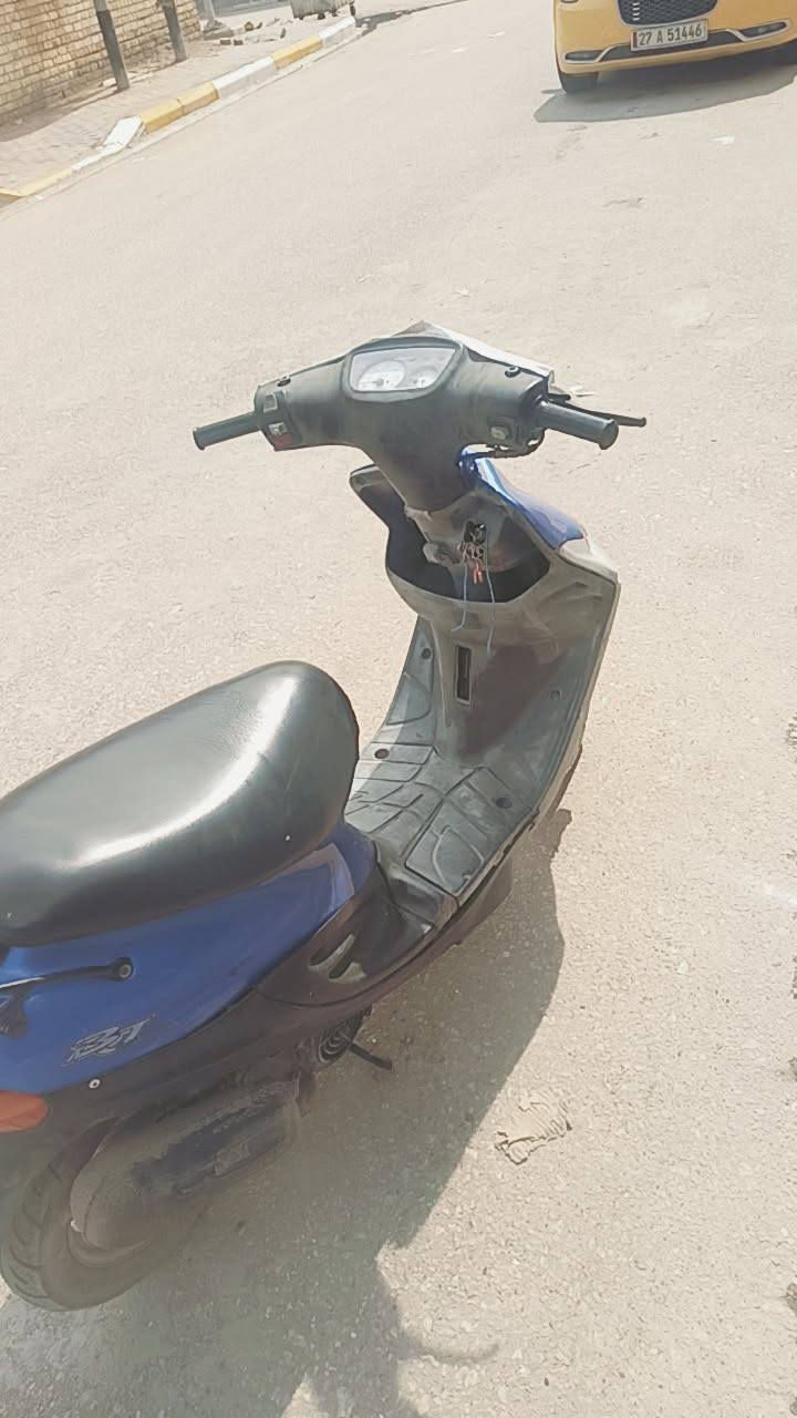 بيجي للبيع كل شي ما بيها سعرها 185 وبيها مجال مكانه سماوه حي الحكم اتصل بالرقم ***********
