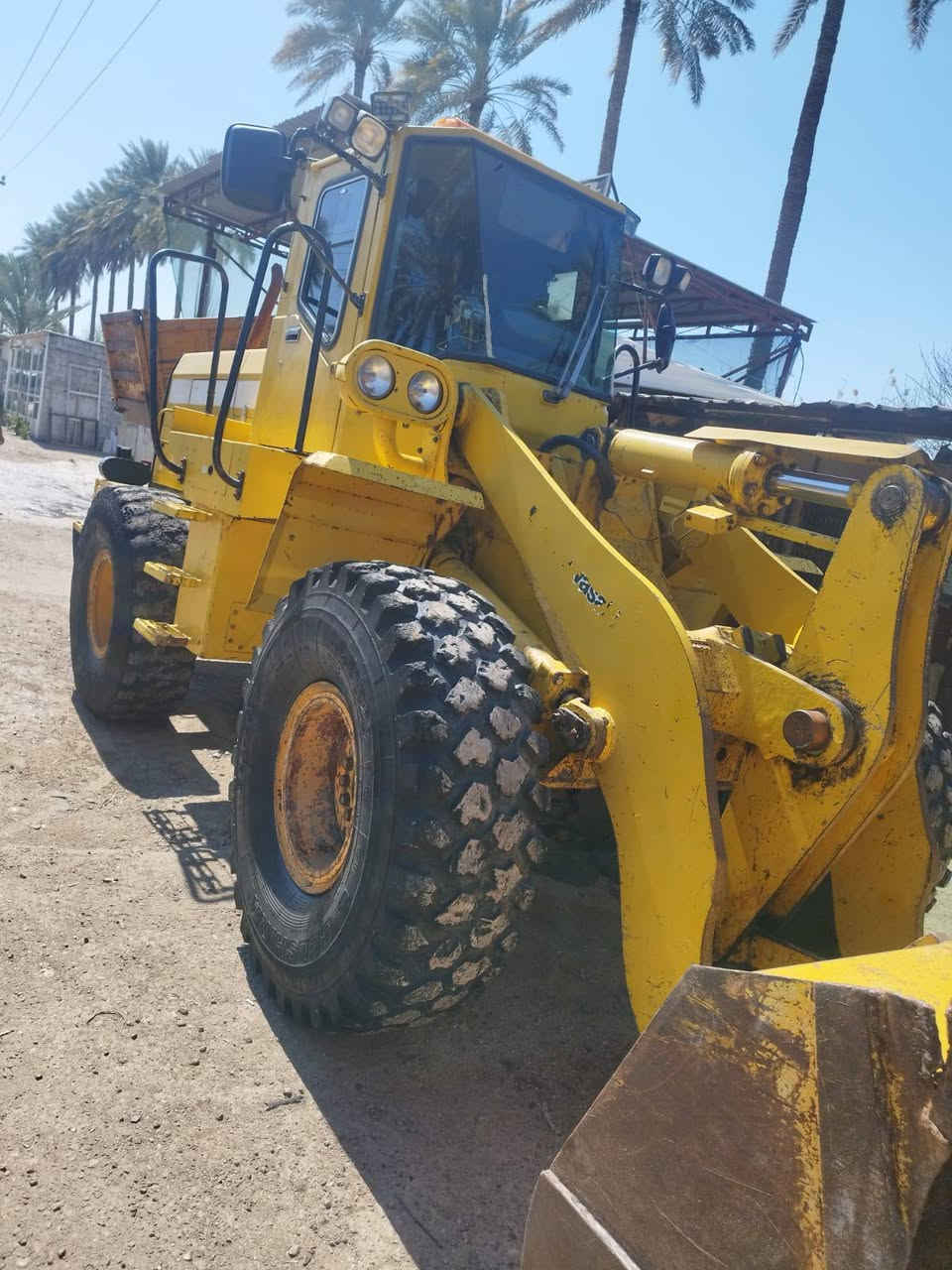 سلام عليكم شفل 65 بلادي شرط النظافة مامفتوح بي برغي 
على وضع الشركة رقم بغداد تحويل ثاني يوم 
مكانة بغداد الشفل مال جناي ***********
