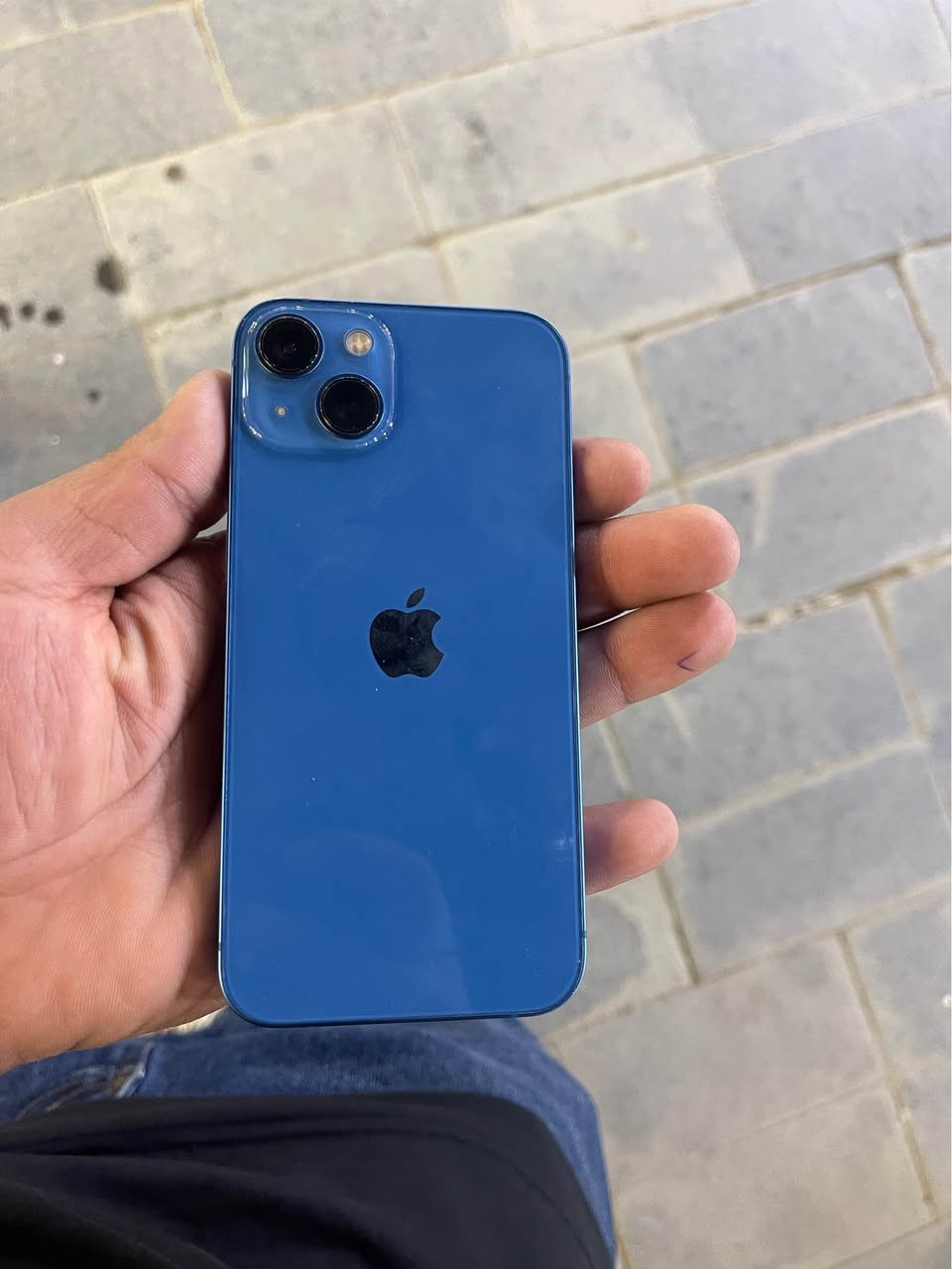 السلام عليكم أيفون  13 عادي ذاكره 128 بطاريه 100 الجهاز وتر بروف ممفتوح   للبيع السعر 440 الف قفل قفل 🔒 العنوان المنصور تقاطع الرواد *********** بغداد, العراق
